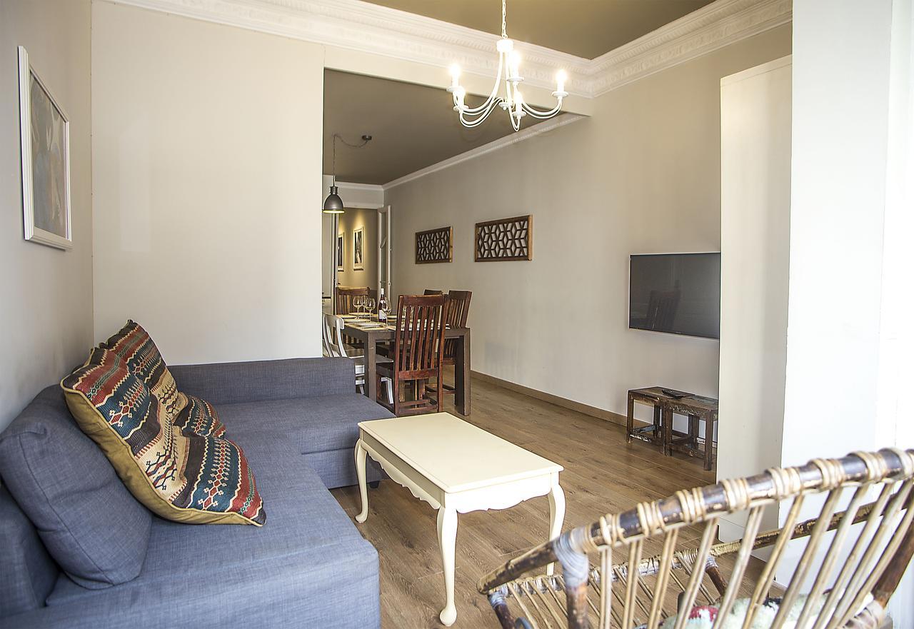 Mai & Maud Paralel Apartment Barcelona Exterior photo